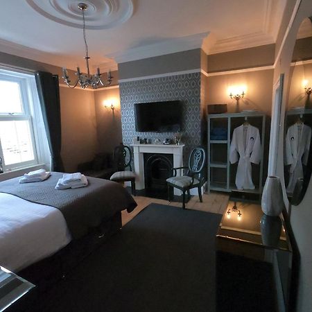คาสเซิล วิว เบด แอนด์ เบรกฟาสต์ Bed & Breakfast มอร์เพท ภายนอก รูปภาพ