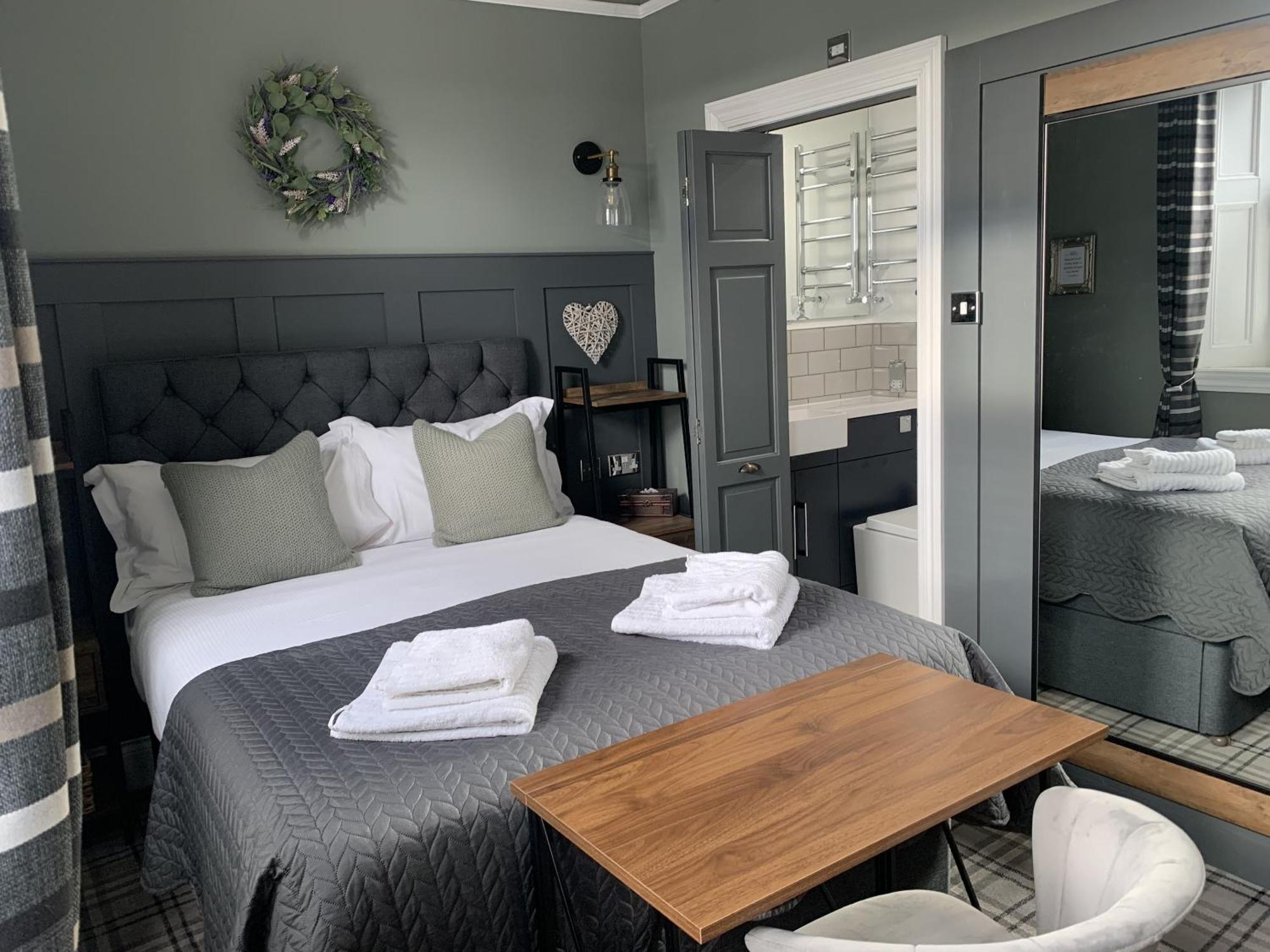 คาสเซิล วิว เบด แอนด์ เบรกฟาสต์ Bed & Breakfast มอร์เพท ภายนอก รูปภาพ