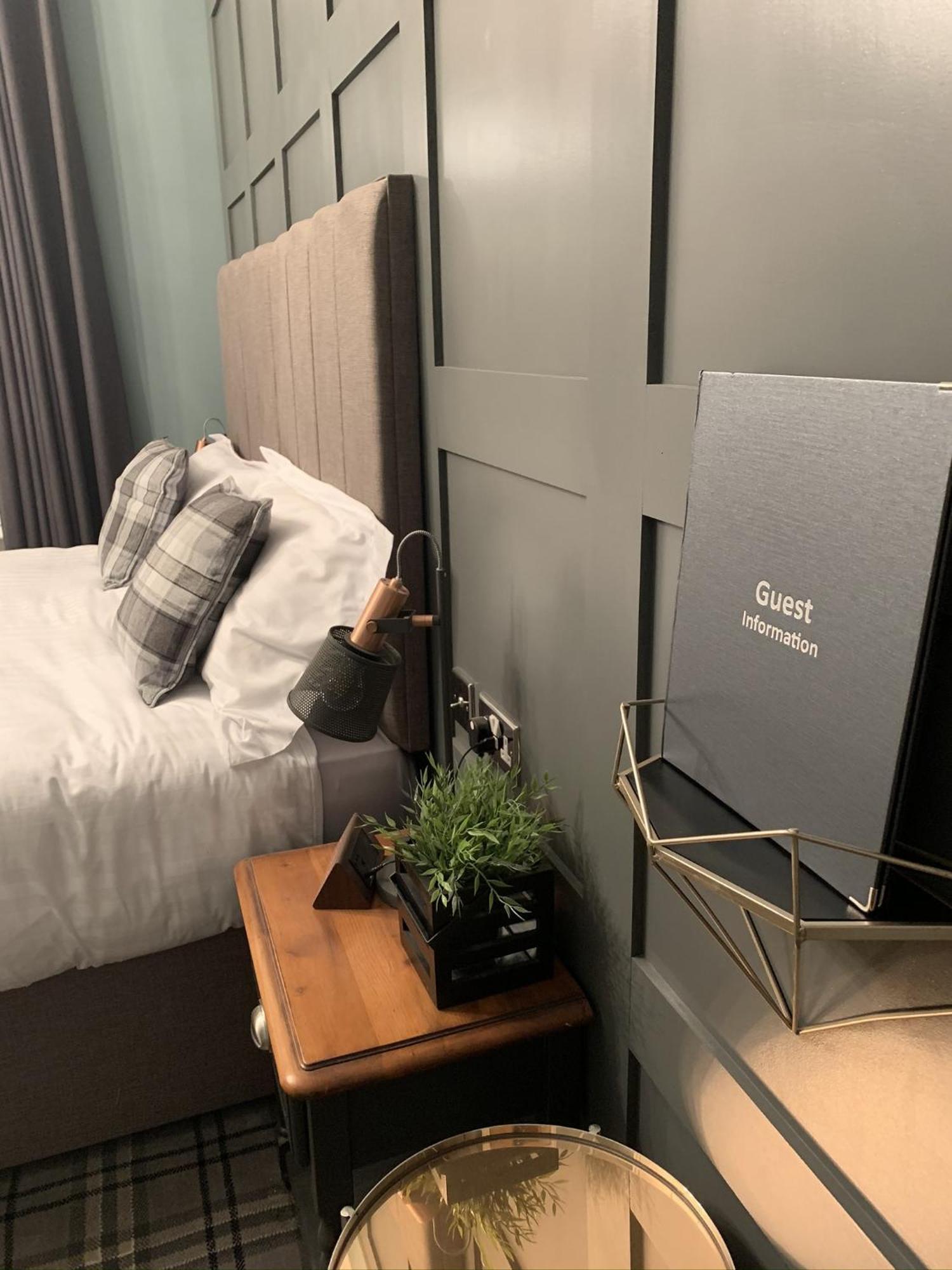 คาสเซิล วิว เบด แอนด์ เบรกฟาสต์ Bed & Breakfast มอร์เพท ห้อง รูปภาพ