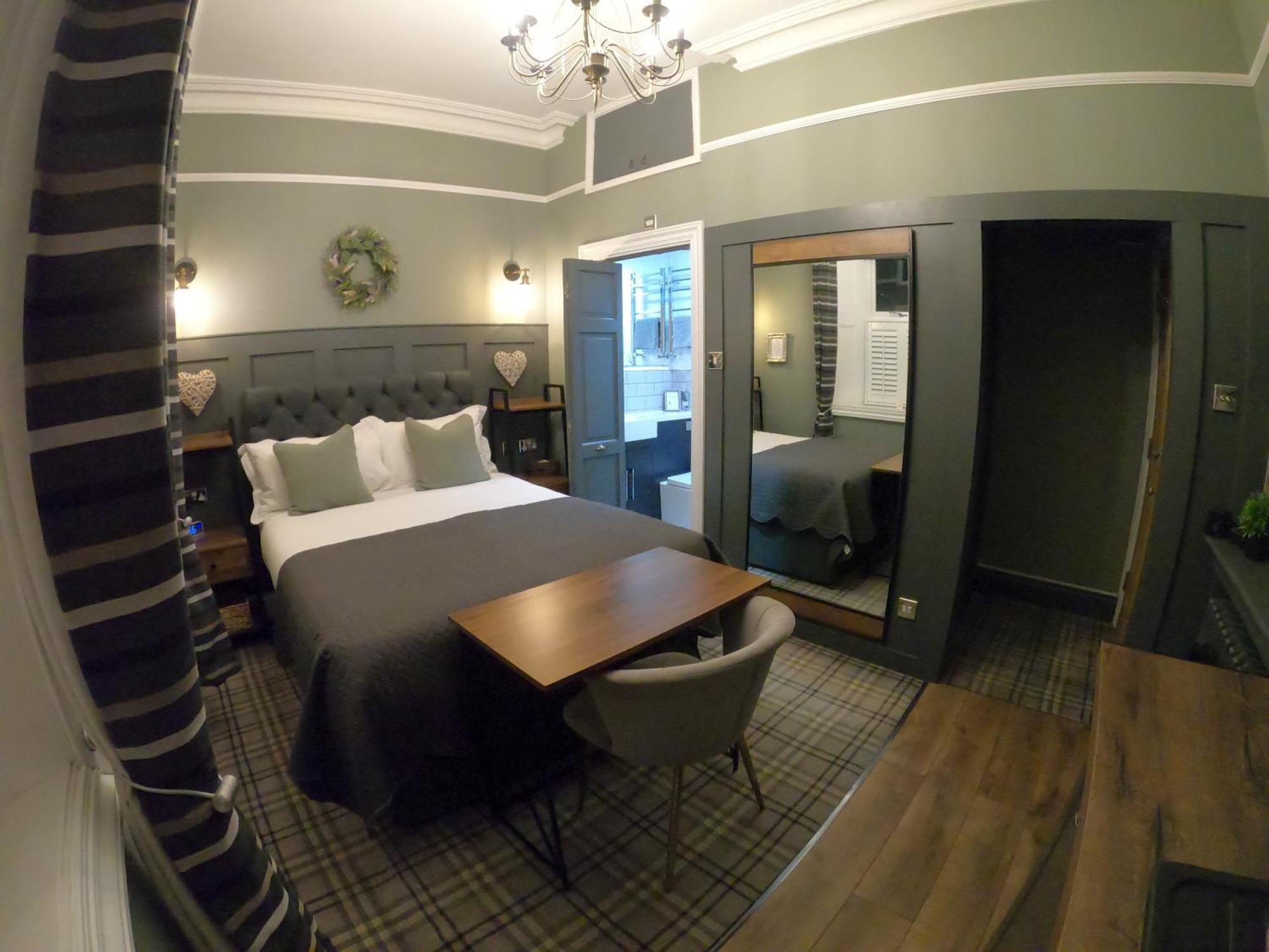 คาสเซิล วิว เบด แอนด์ เบรกฟาสต์ Bed & Breakfast มอร์เพท ห้อง รูปภาพ