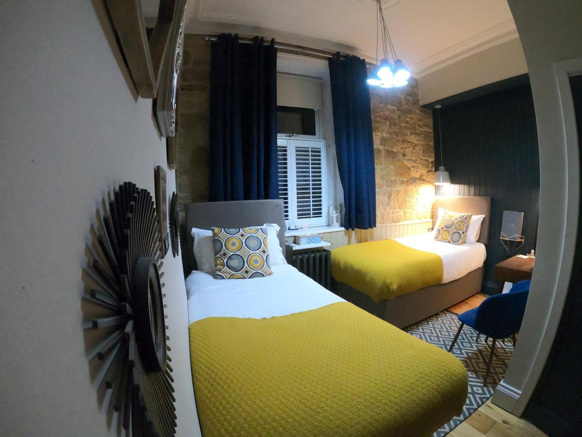 คาสเซิล วิว เบด แอนด์ เบรกฟาสต์ Bed & Breakfast มอร์เพท ภายนอก รูปภาพ